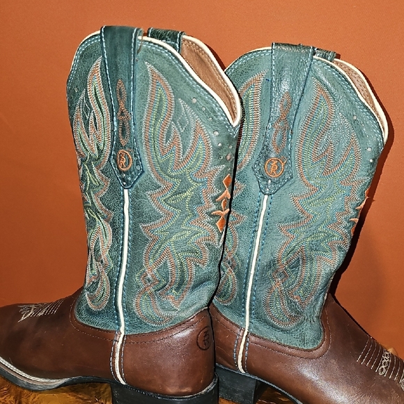 Tony Lama Brown Leather Boots with Teal Embroidery - Picture 9 of 13